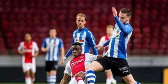 东省老年人 东省老年人