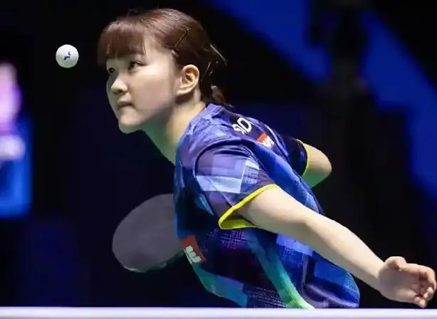 球场上数万 球场上数万