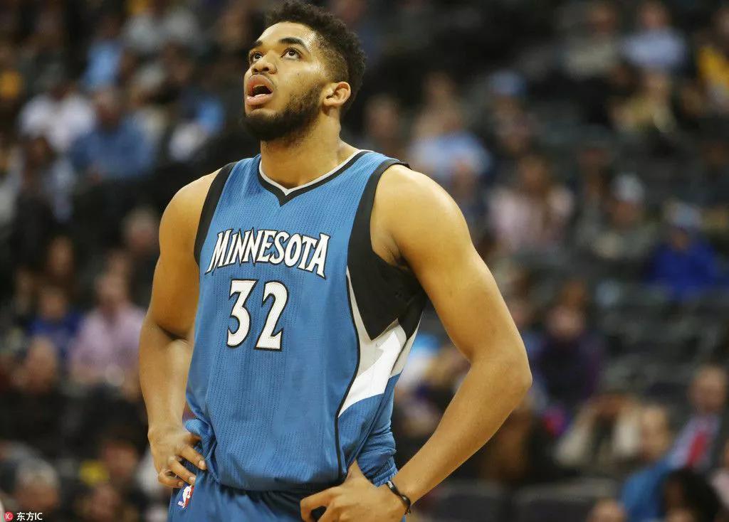 斯通曾在内 斯通曾在内