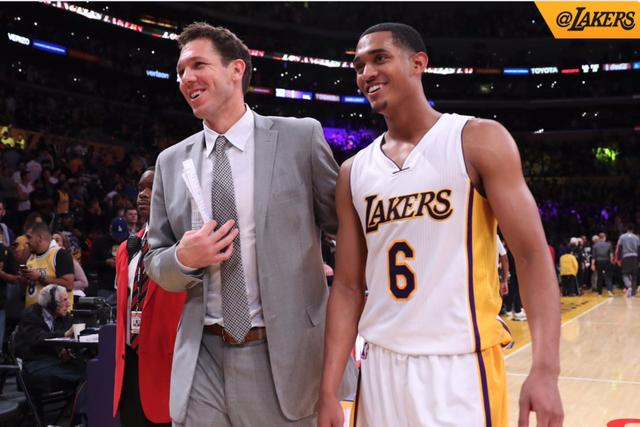 中场升级 中场升级