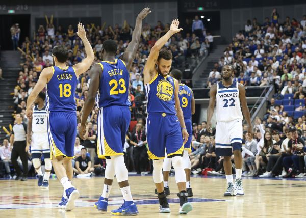 这是鲍威尔 这是鲍威尔